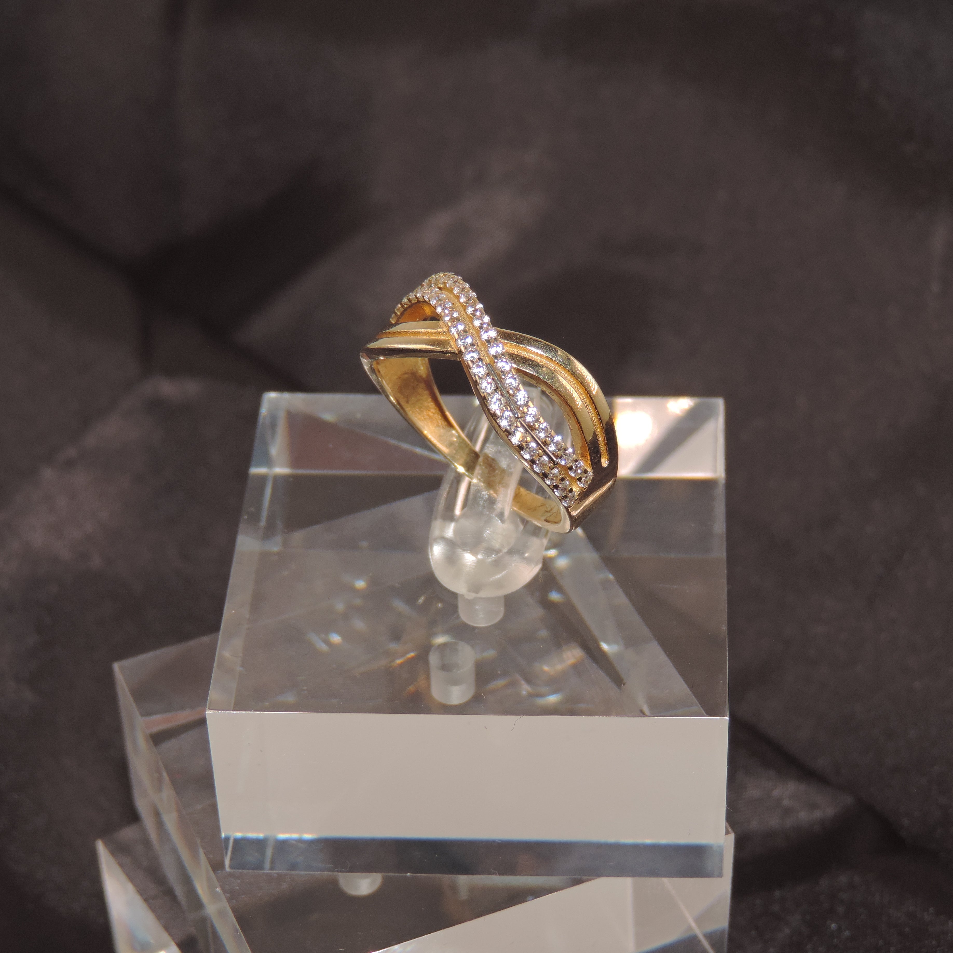 14K Gold Infinity Ring