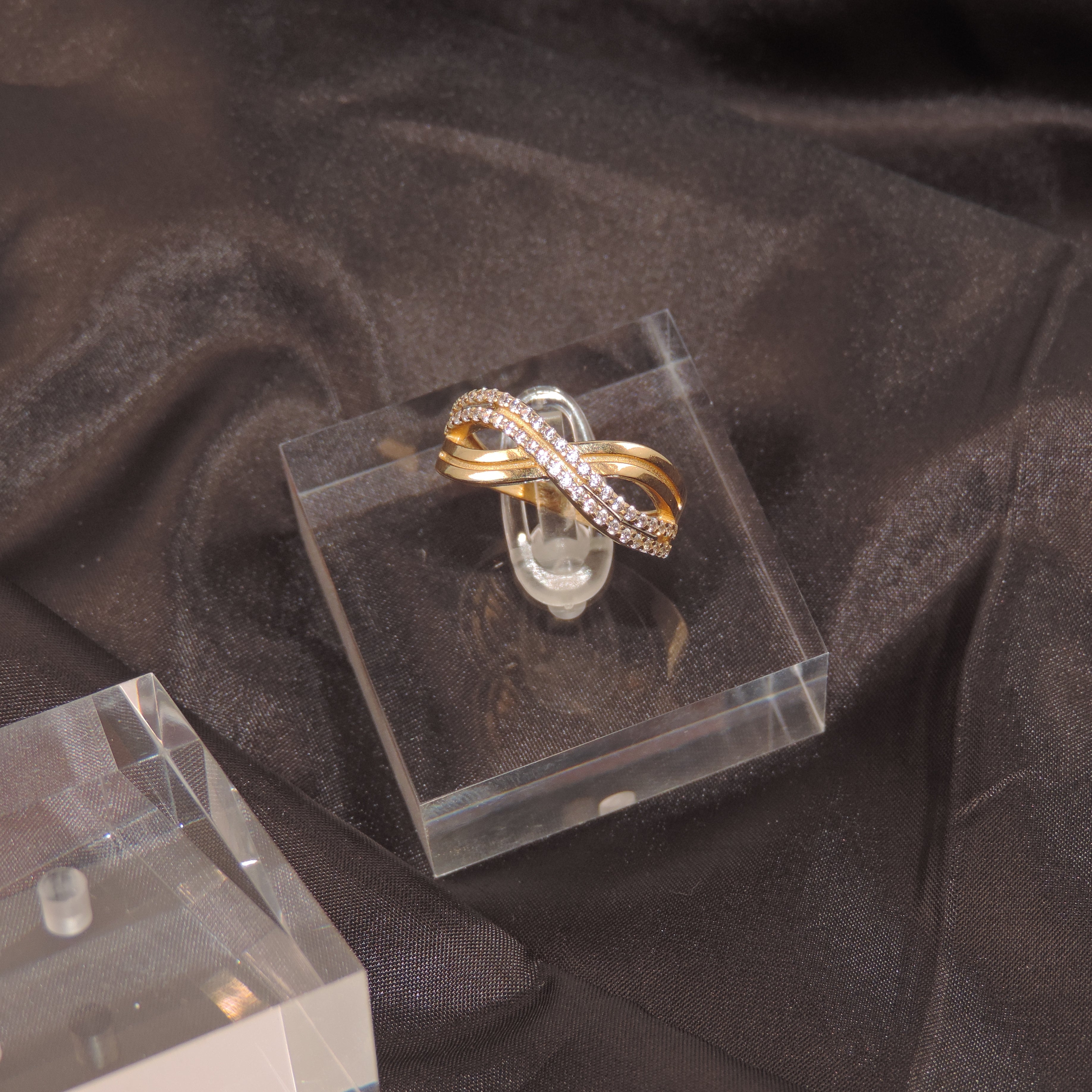 14K Gold Infinity Ring